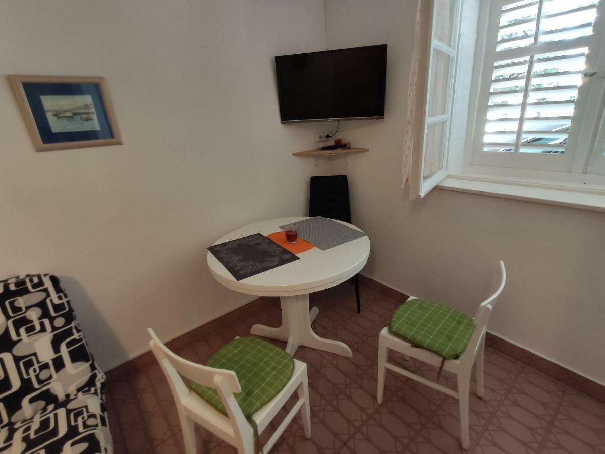 Apartment Zauhar Baška Voda Buitenkant foto